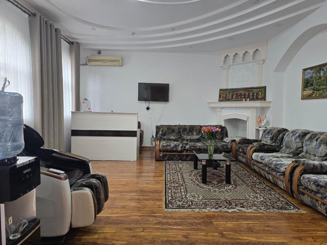 Guesto Hostel Tashkent Exterior foto